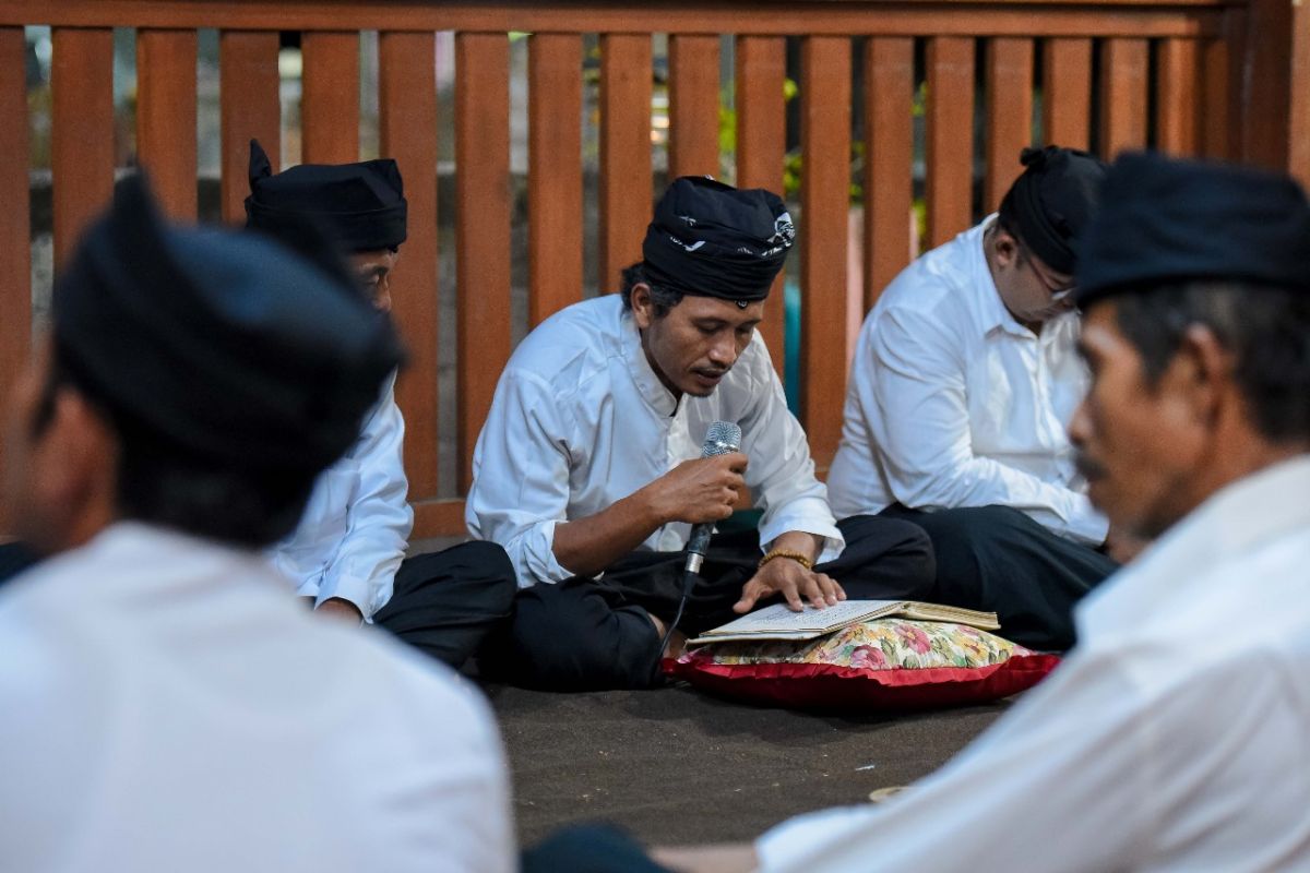 Atraksi budaya Osing peringati Hari Jadi Desa Kemiren