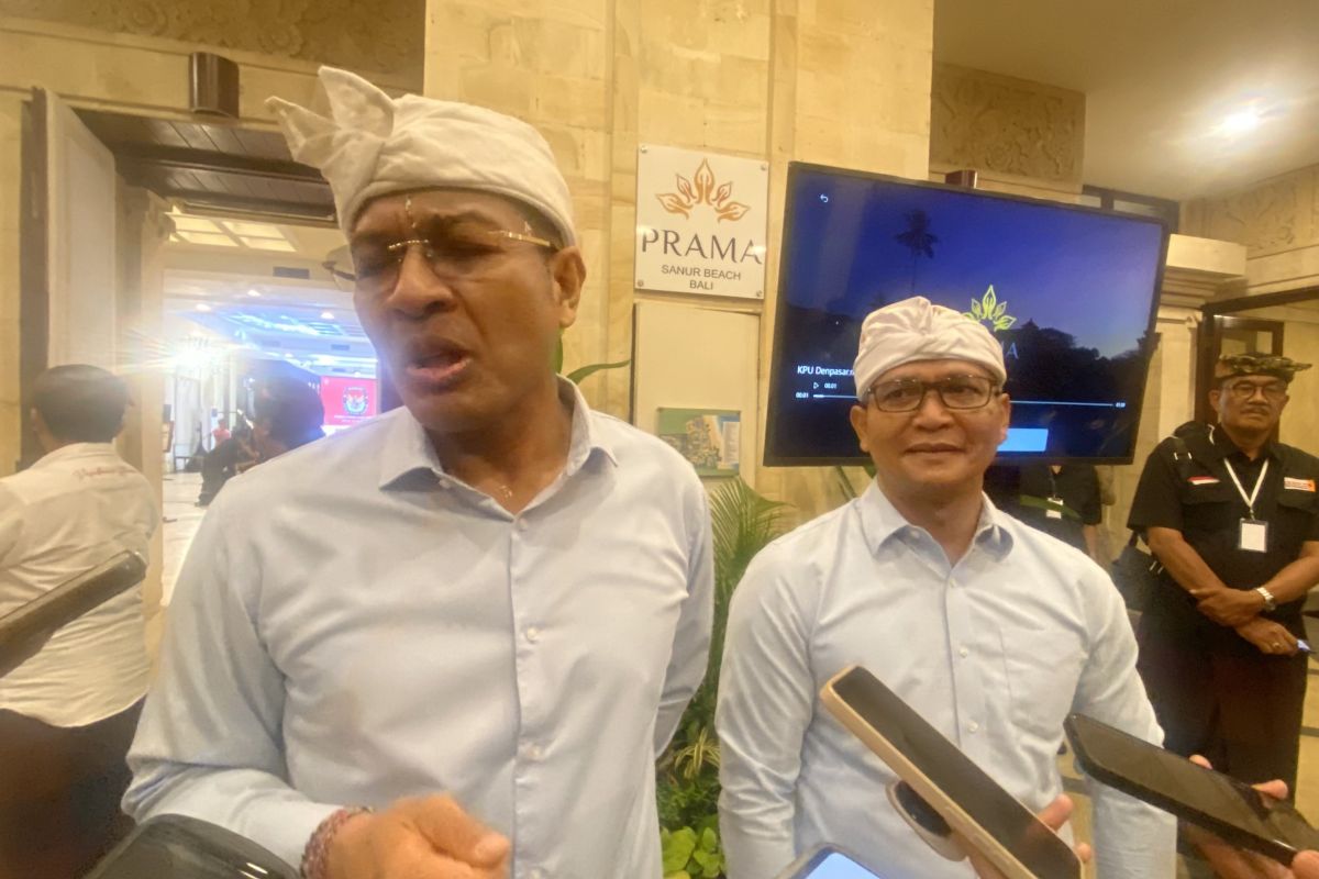 Ambara-Adi janji pelajar gratis parkir jika menang jadi wali kota Denpasar