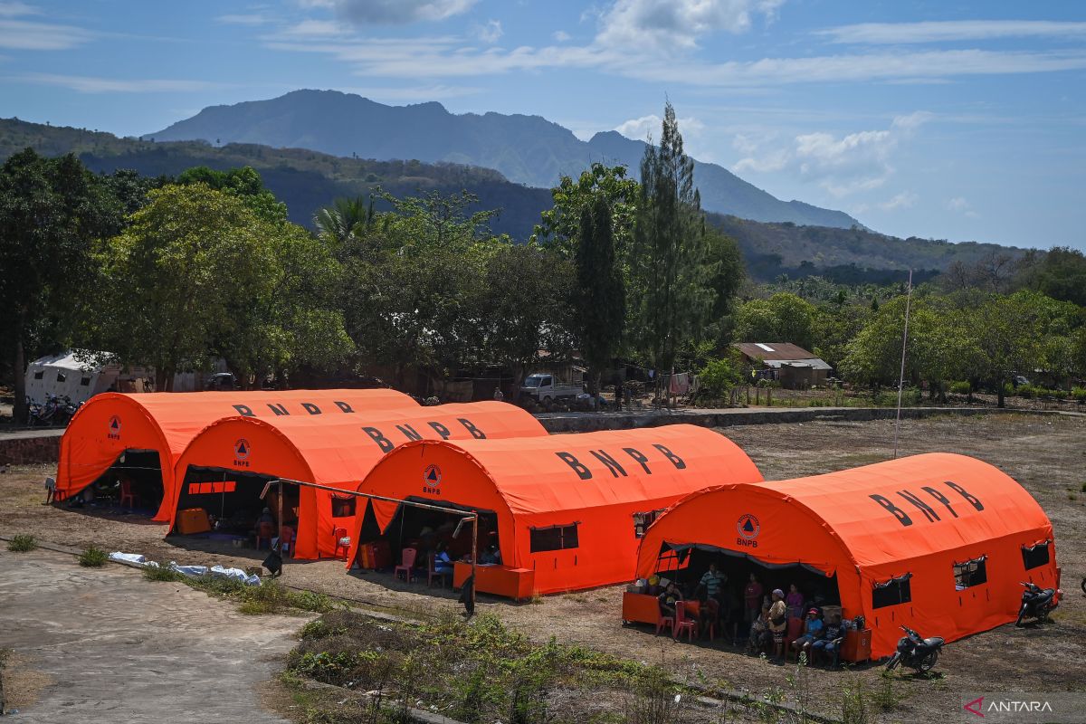 Govt deploys teachers to aid children affected by Mt.Lewotobi eruption