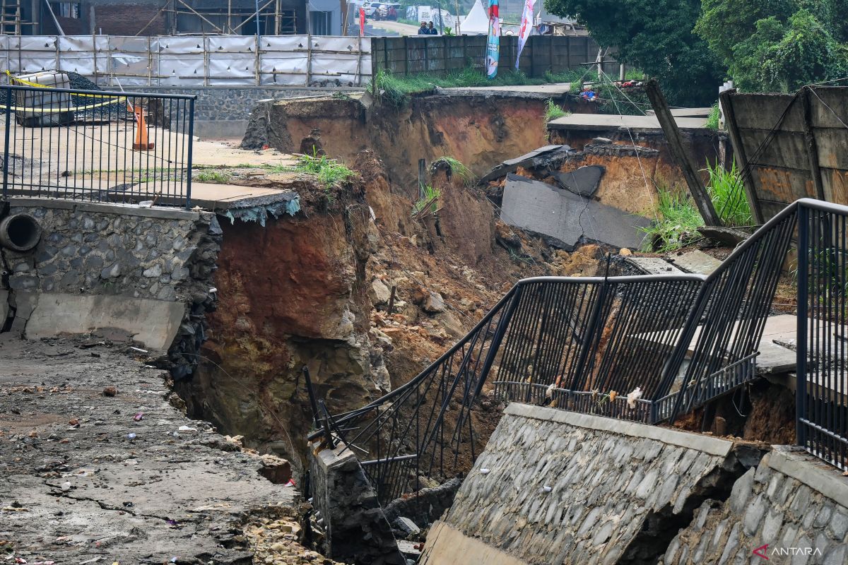 Pimpinan DPR minta bentuk tim cepat tanggap darurat bencana