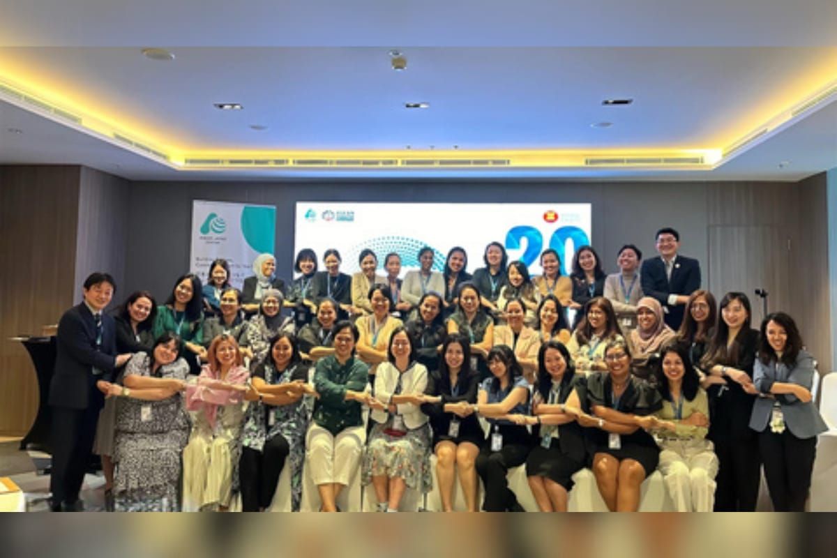 35 Women Entrepreneurs from ASEAN and Japan Discuss Economic Resilience, Innovation, and Sustainability in Vientiane