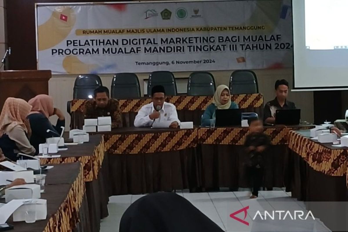 Kemenag Temanggung latih mualaf digital marketing