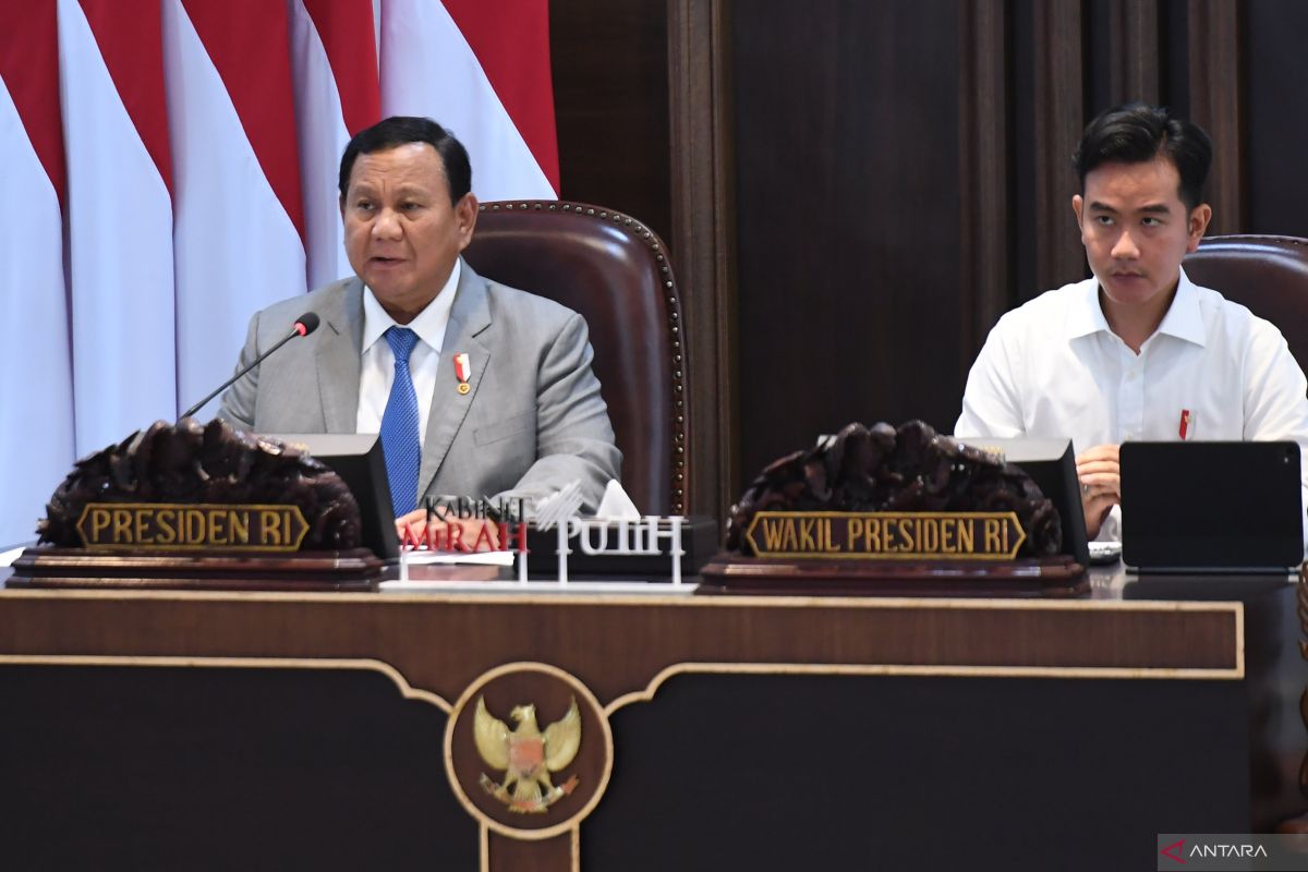 Presiden Prabowo hadiri Rakornas 2024 perdana bersama pimpinan daerah