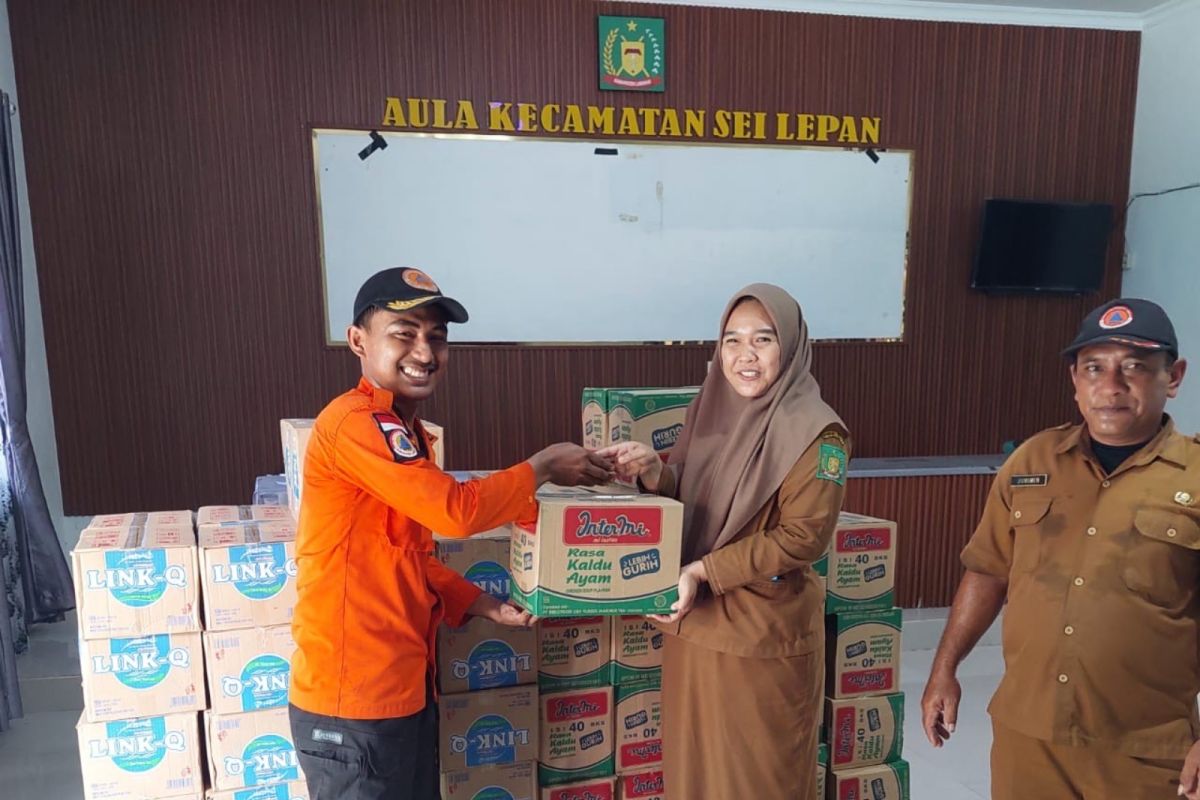 Pemkab Langkat bantu warga terdampak banjir