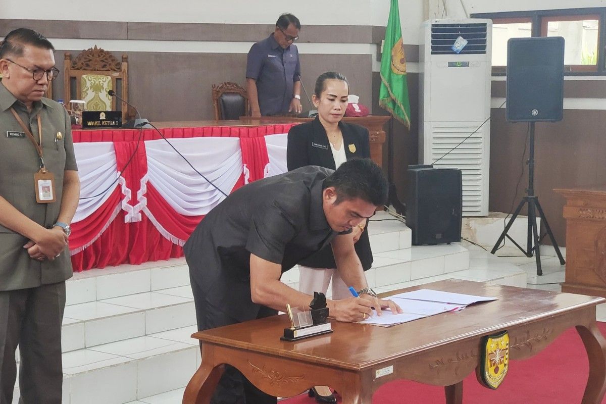 DPRD Gumas tetapkan alat kelengkapan dewan, berikut susunan keanggotaannya