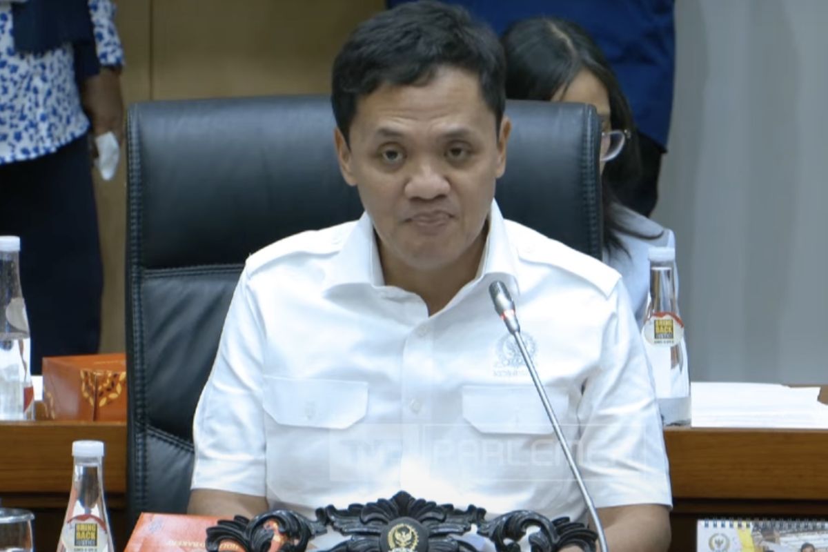 Komisi III DPR serahkan rancangan KUHAP ke Baleg untuk Prolegnas 2025