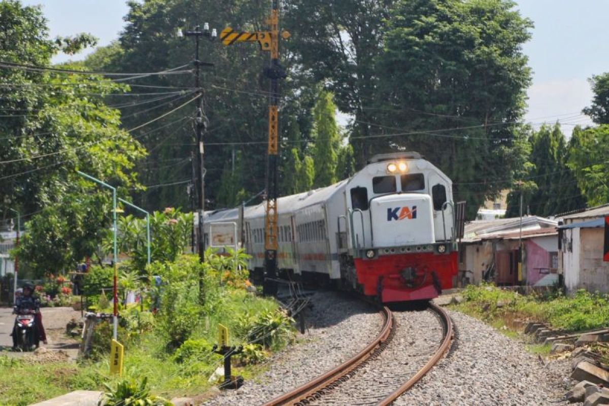 Daop Jember operasikan 22 perjalanan kereta api tiap hari selama libur Natal