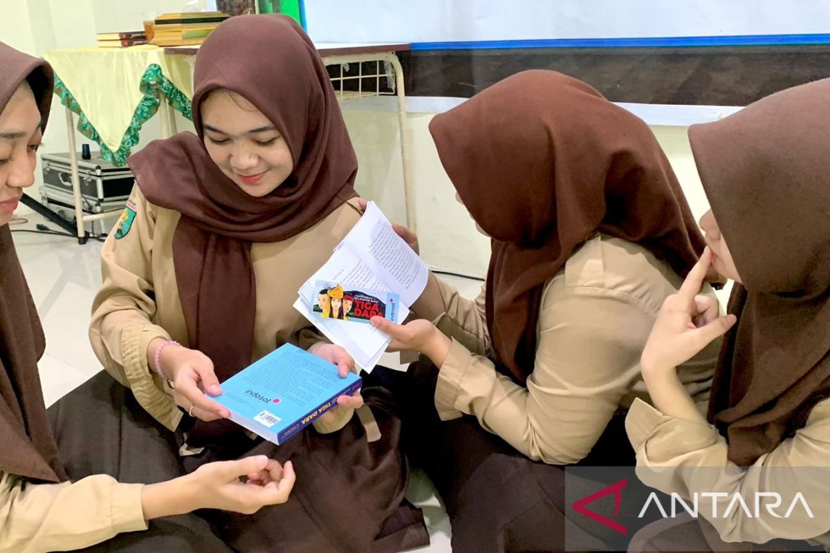 Disdikbud Kalbar mengoptimalkan literasi siswa lewat buku cerita rakyat