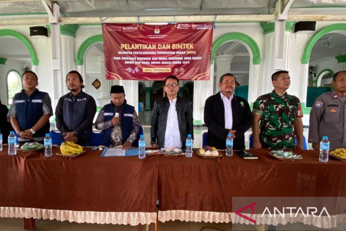 KPU melantik 29.652 petugas KPPS Pilkada Kabupaten Bekasi secara serentak