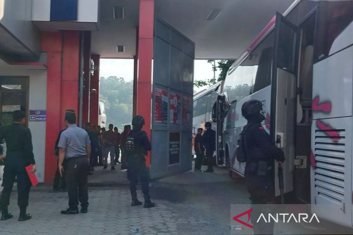 Kemenimipas pindahkan 64 napi asal Sumut ke Lapas Nusakambangan