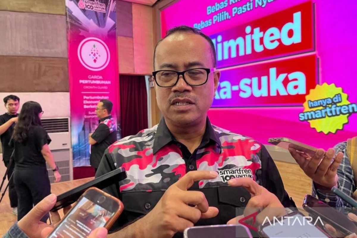 Smartfren minta masyarakat laporkan nomor promosikan judi online