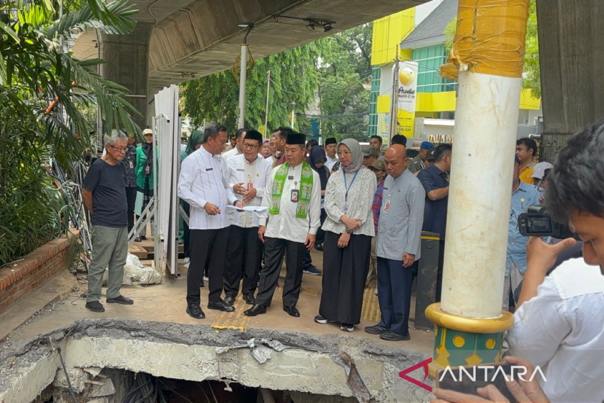 PJ Gubernur DKI tinjau saluran air di Jaksel pastikan semua berfungsi