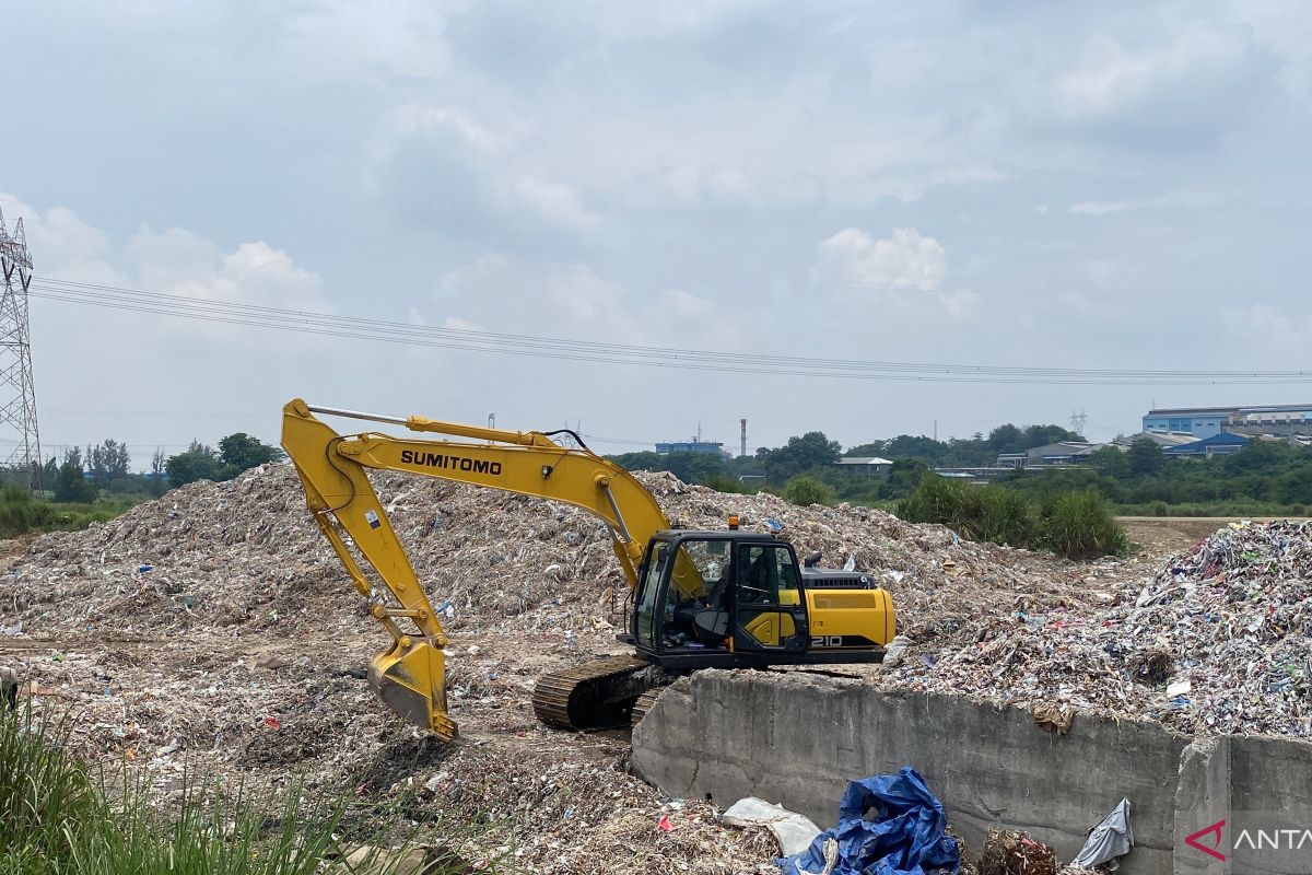 KLH sedang fokus tangani TPA ilegal di Jabodetabek yang lakukan pembakaran terbuka