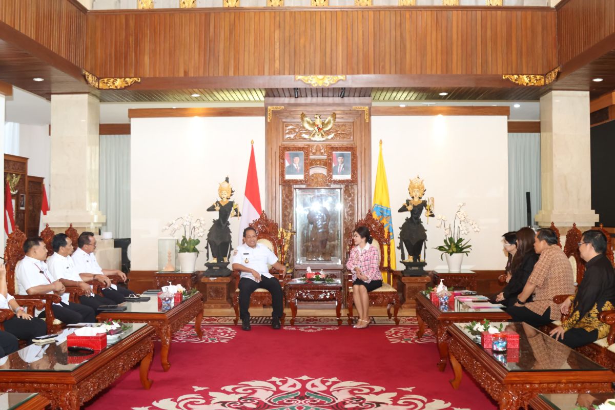 Gubernur bahas potensi pengembangan terapi sel punca di Bali