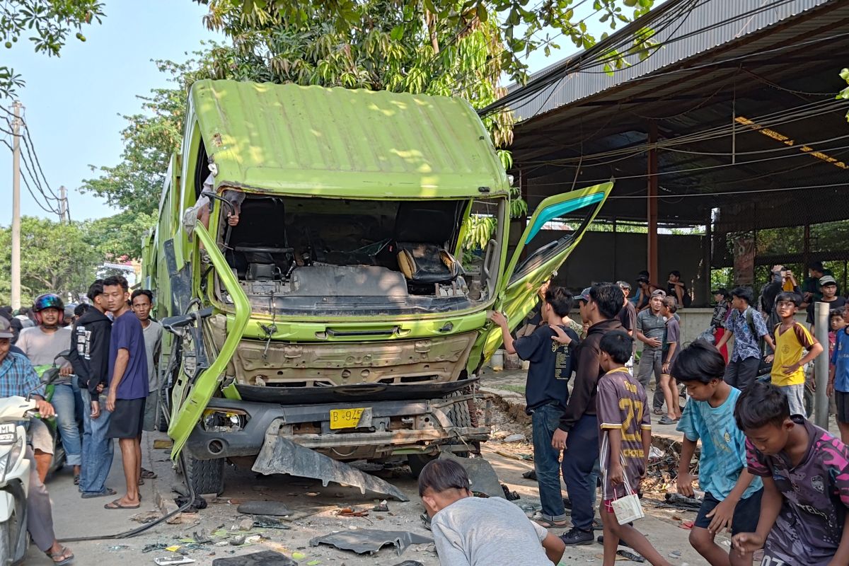 Polisi minta penjarah kembalikan suku cadang truk tambang