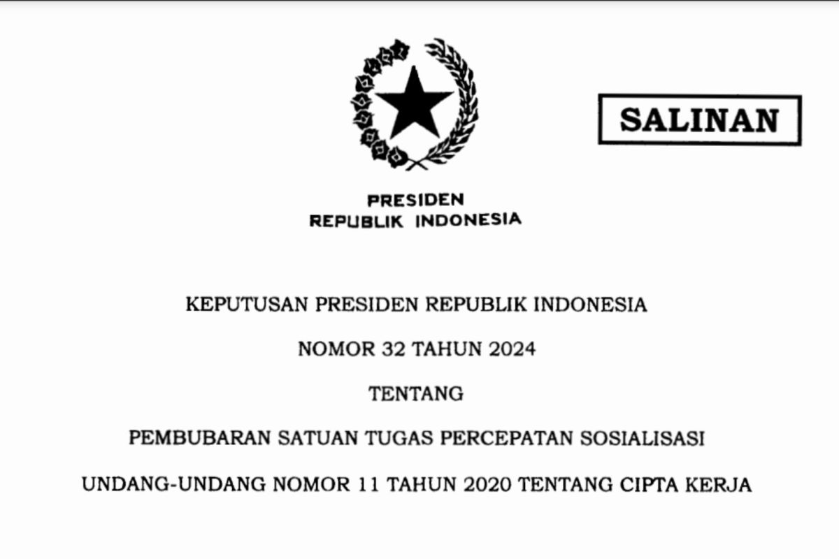 Presiden Prabowo  bubarkan Satgas UU Cipta Kerja untuk efisiensi