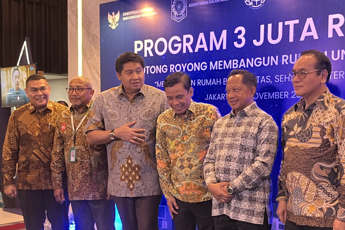 Menteri PKP beberkan berbagai upaya sediakan tiga juta rumah