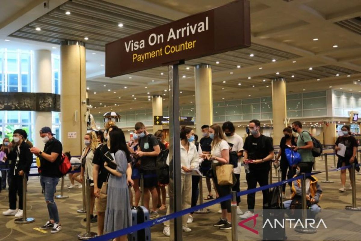 Perpanjangan "Visa on Arrival" kini perlu verifikasi kantor imigrasi