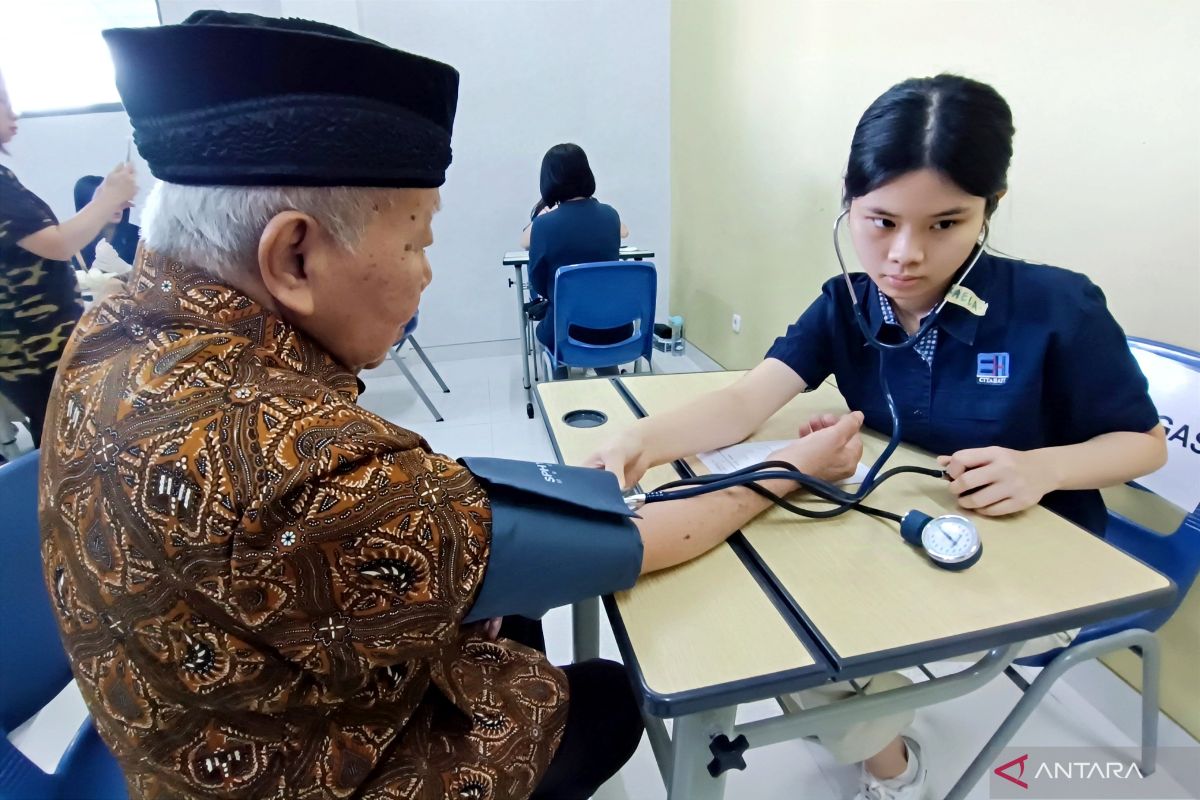 Peringati Hari Pahlawan, SMA Cita Hati Surabaya gelar Veteran Day