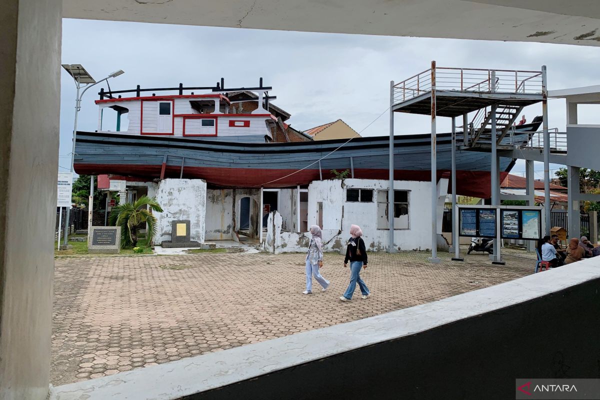 Monumen Kapal di Atas Rumah Lampulo, Jejak Harapan di Tengah Tsunami Aceh