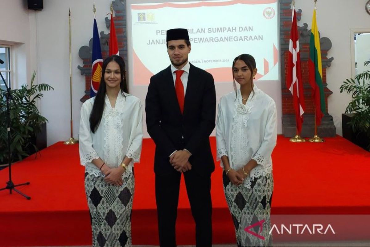 Kevin, Estella, dan Noa resmi jadi WNI, siap perkuat timnas