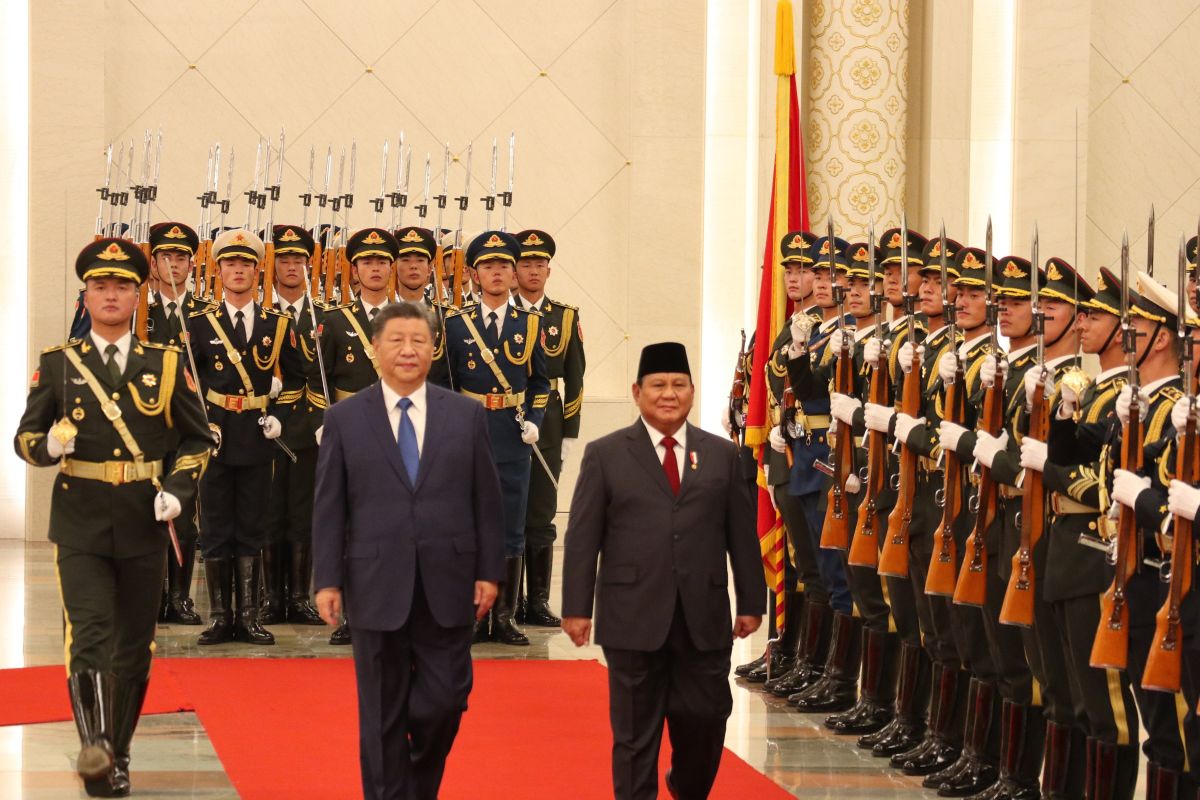 Prabowo gets state welcome in Beijing