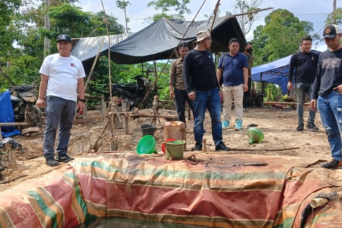 Polisi bongkar peralatan sumur migas ilegal perbatasan Jambi-Sumsel 