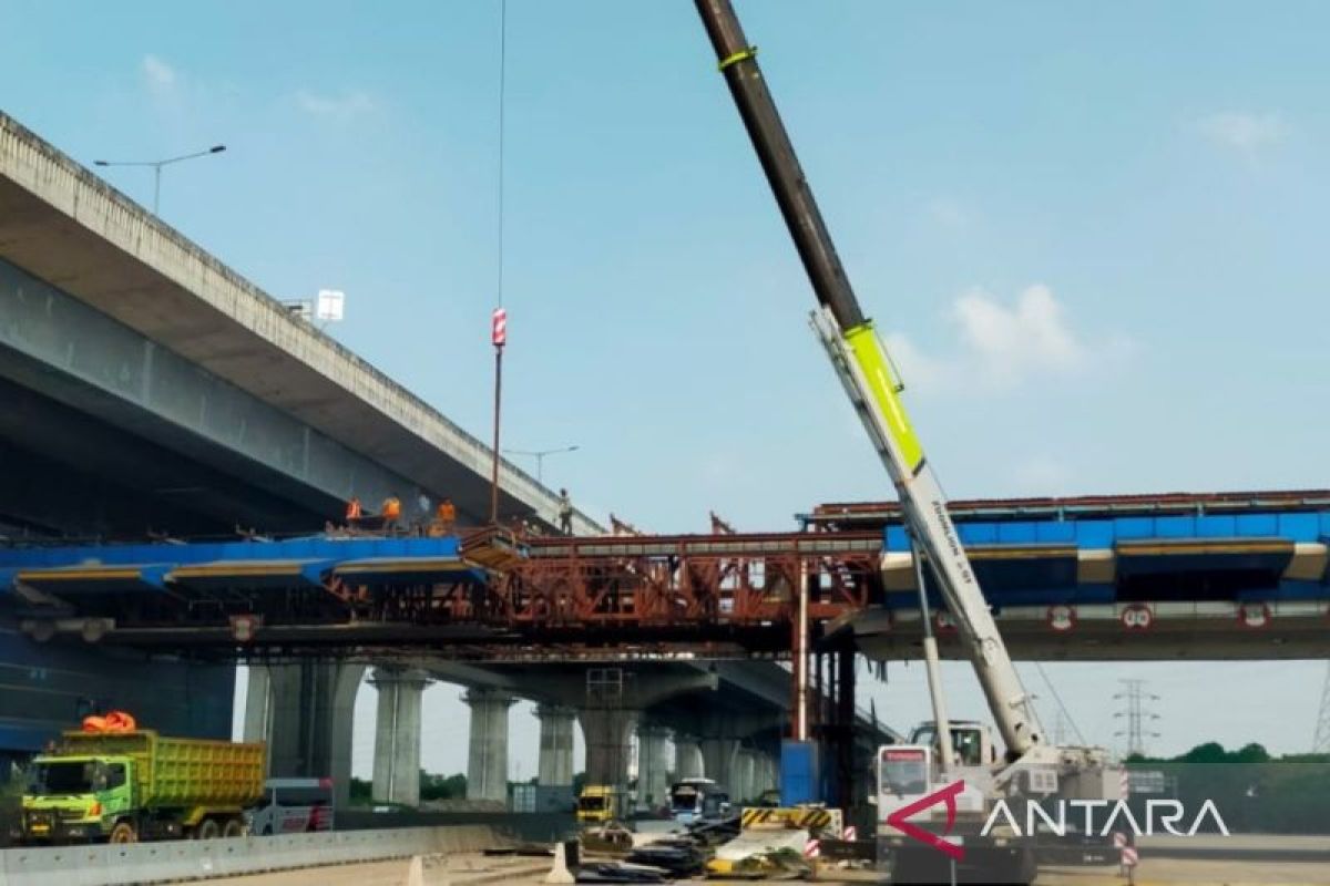 Jasamarga bongkar eks Gerbang Tol Cikarang Utama 3 untuk kenyamanan pengendara