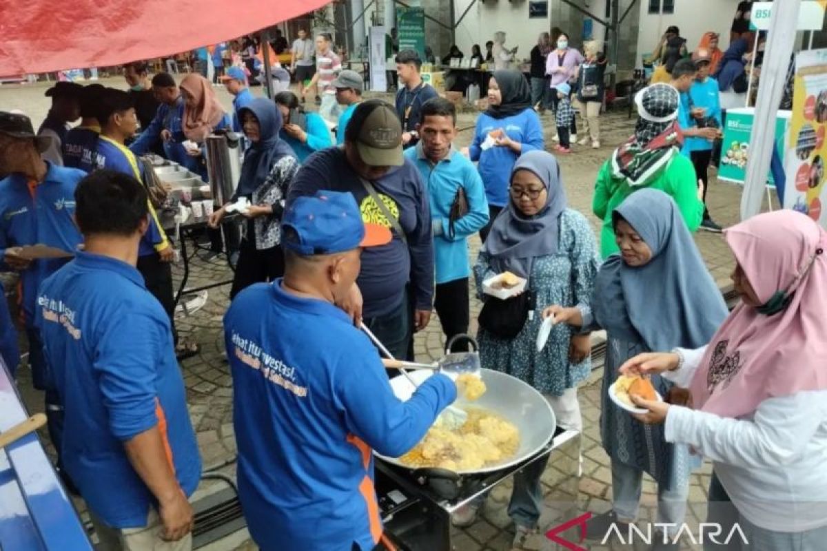 Dinsos Kaltim  suguhkan menu tradisional gratis pada peringatan HKN