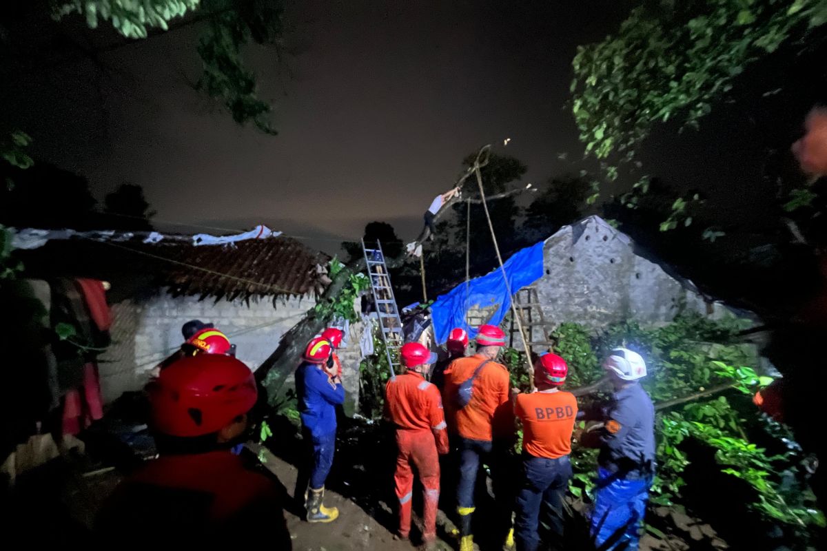 19 bencana landa Kota Bogor dalam sehari