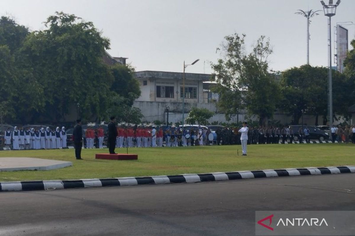 Bupati mengajak guru di Kudus ajarkan nilai-nilai kepahlawanan ke siswa