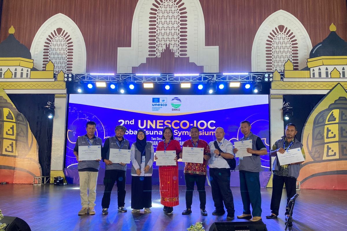 Desa Galala dan Hative Kecil Ambon raih penghargaan desa siaga tsunami dari UNESCO