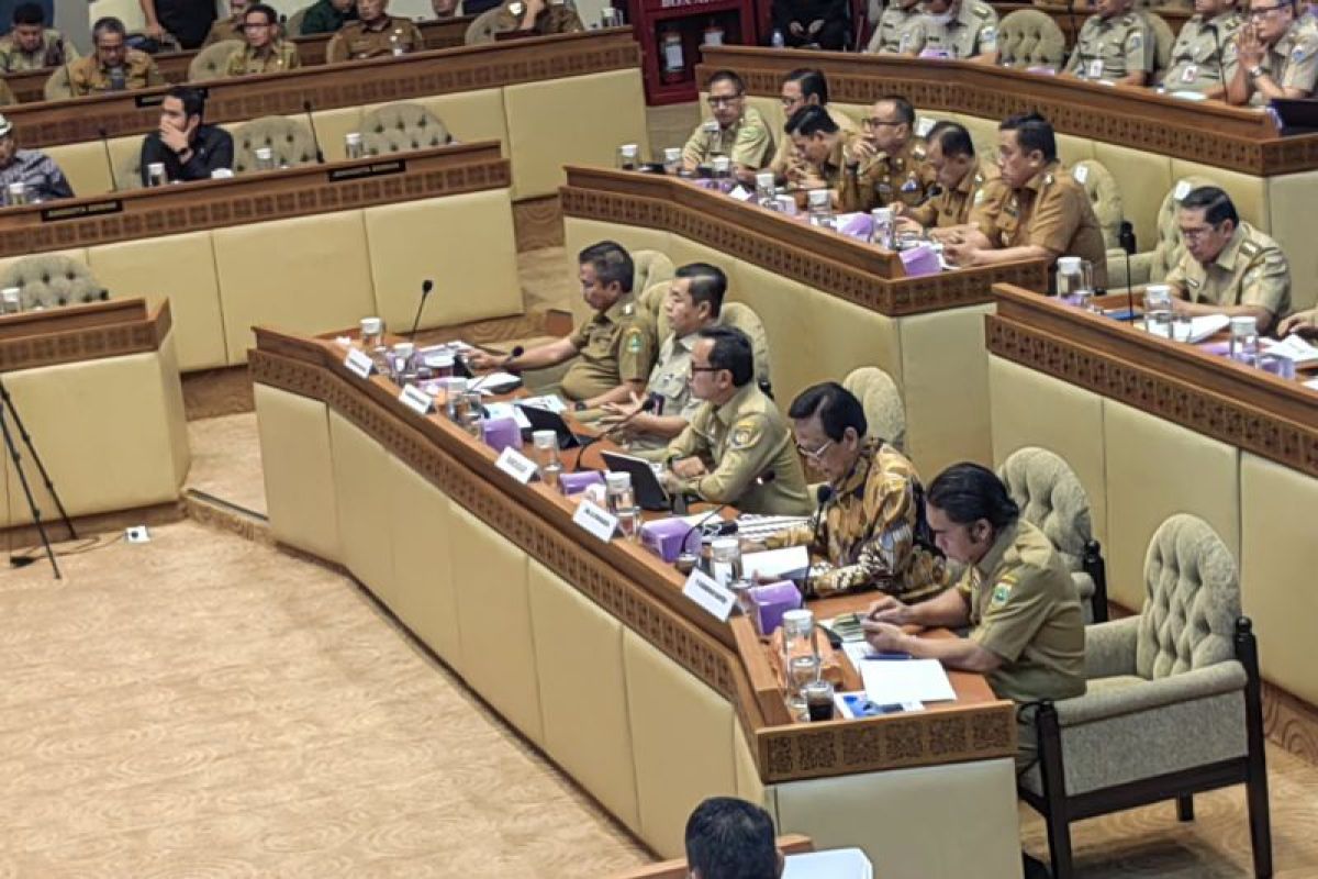Wamendagri: Jawa Tengah punya persoalan netralitas ASN terkait pilkada