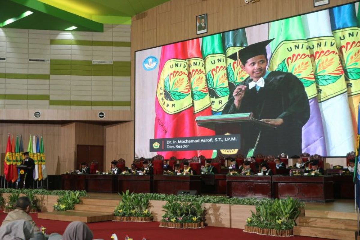 Dosen Unej ciptakan biokomposit guna kurangi sampah plastik