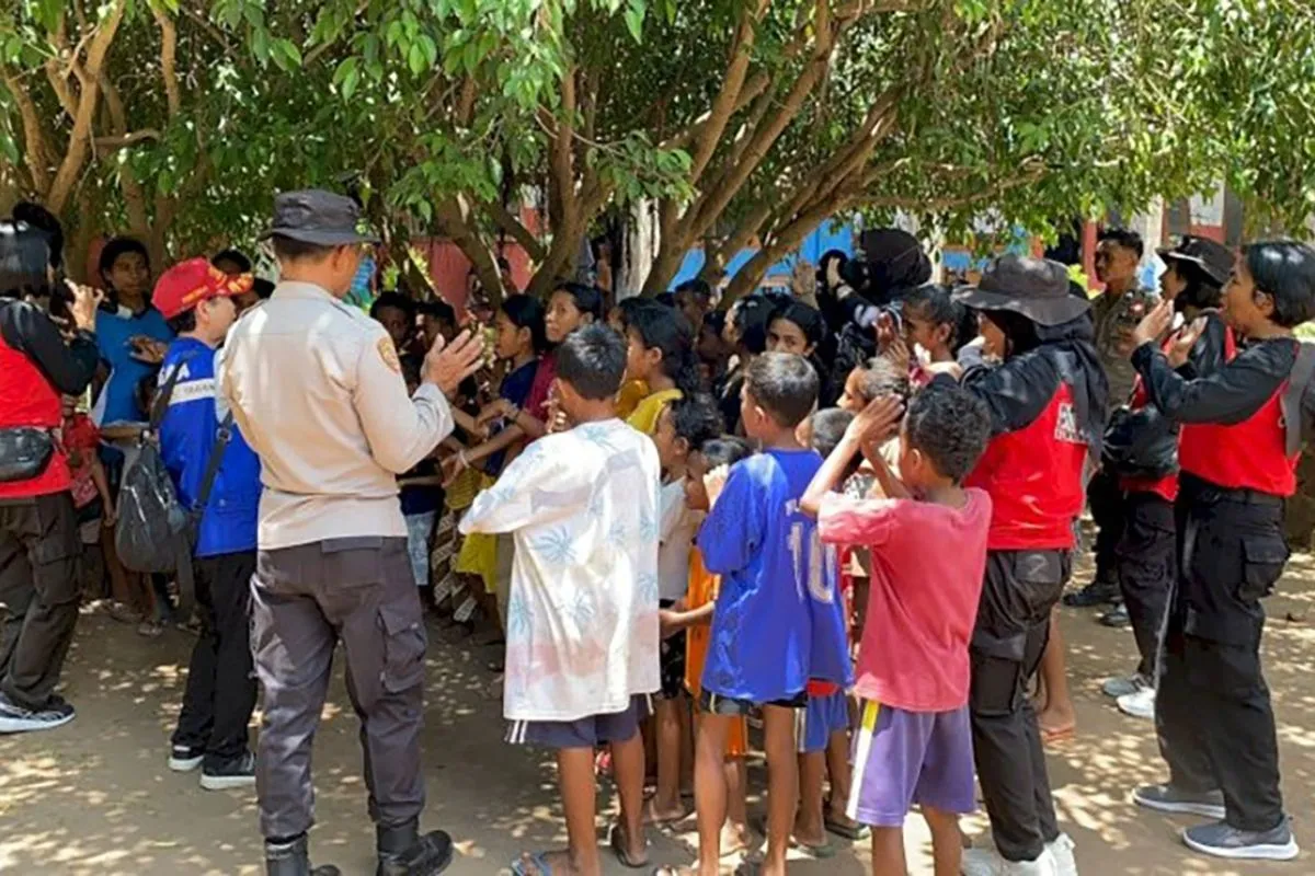 Polda NTT lakukan pemulihan trauma bagi anak-anak korban erupsi Lewotobi