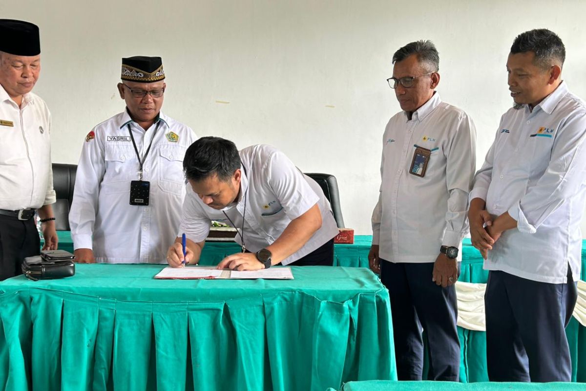 Hari Pahlawan, PLN UP3 Bukittinggi dan Kemenag Kabupaten Sepakati "Baralek Asik"