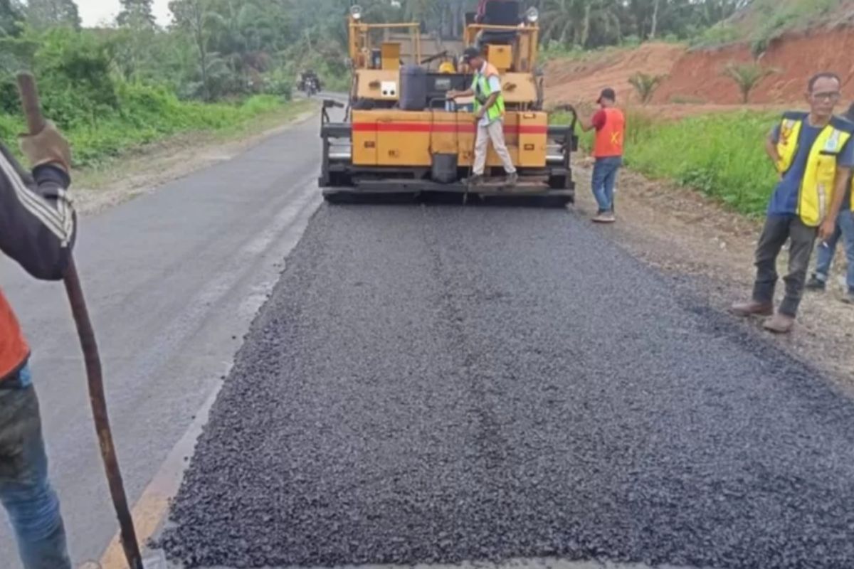 BPJN Jambi tutup 9.738 lubang jalan nasional di Provinsi Jambi