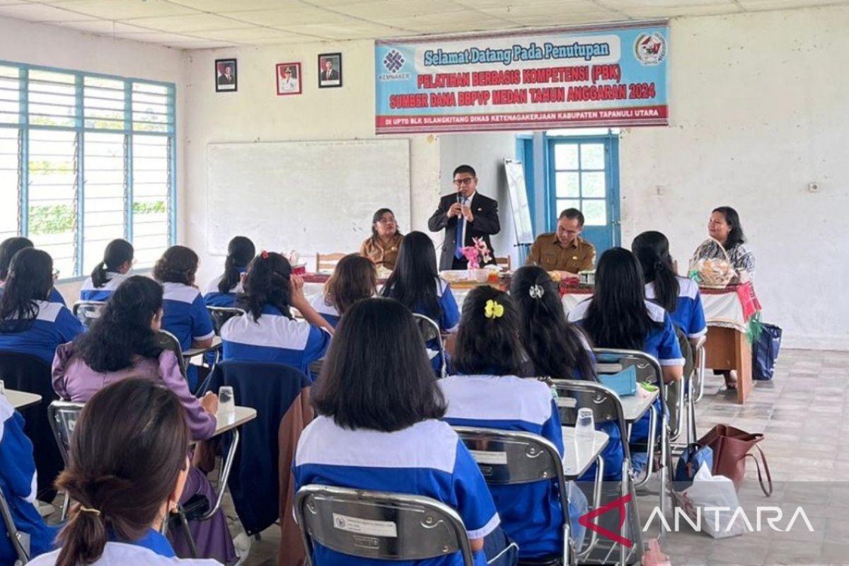 Pj Bupati Taput : Pemerintah siap tampung produk berkualitas