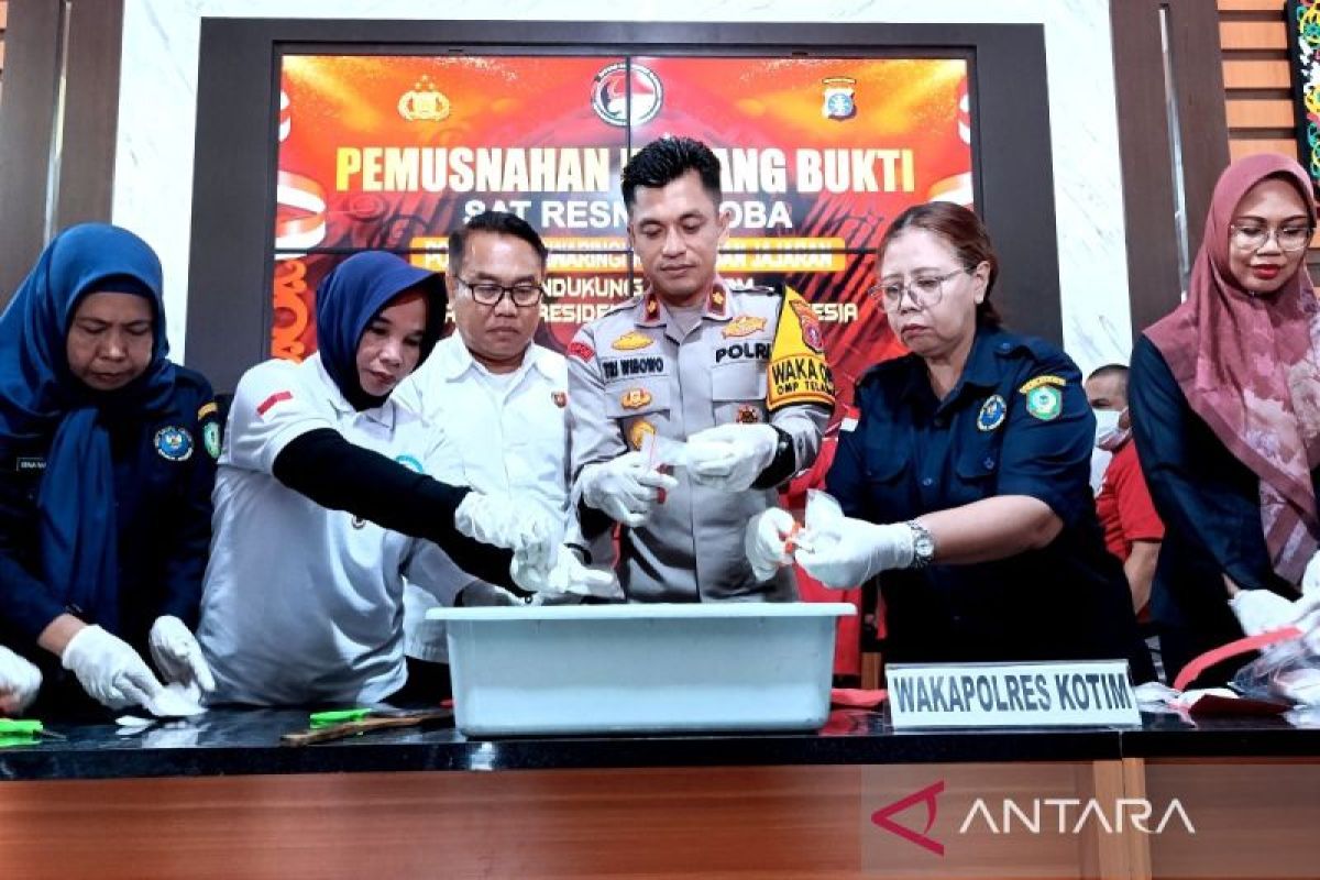 Narkoba bernilai Rp960 juta berakhir di kloset Polres Kotim