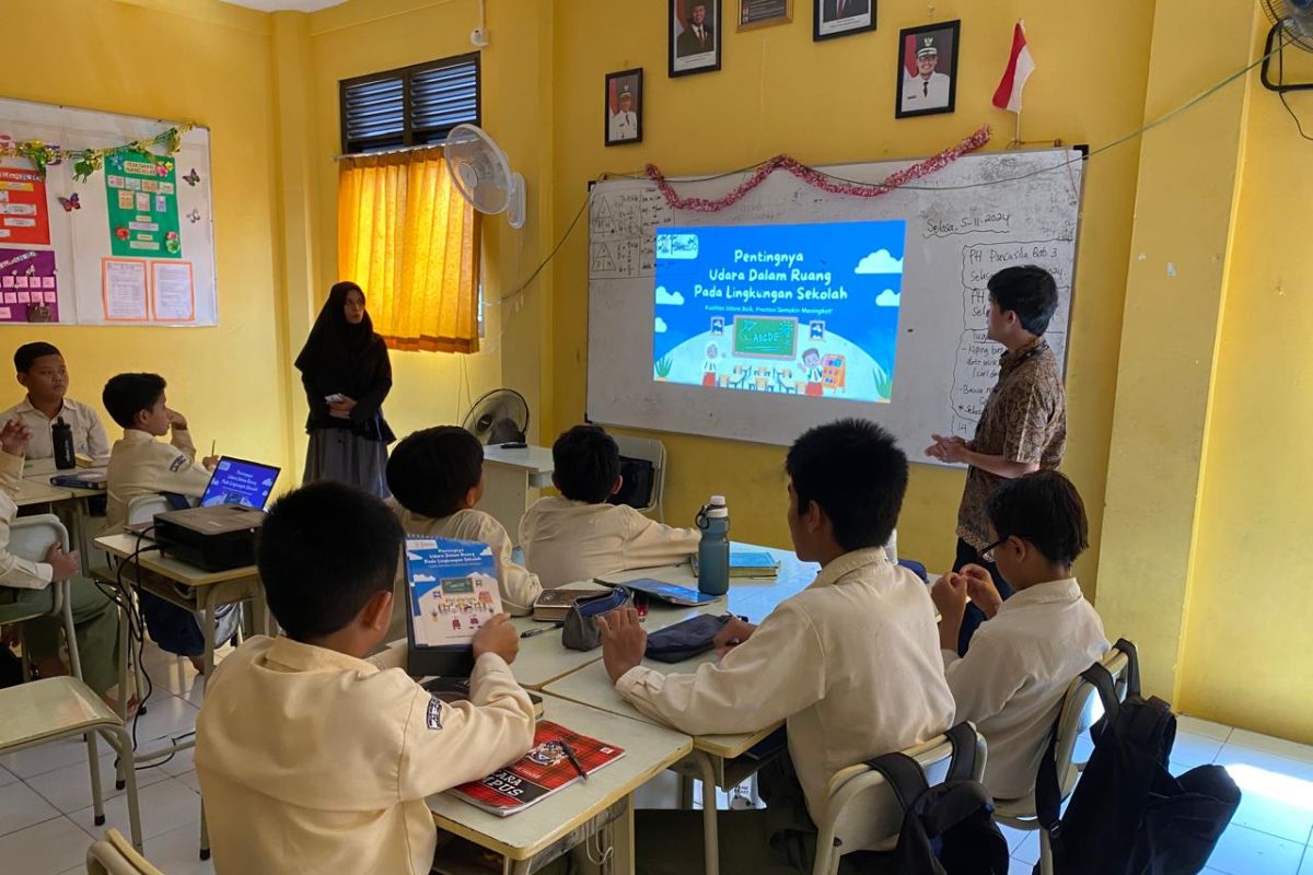 Dosen UI beri edukasi pentingnya udara yang sehat di lingkungan sekolah