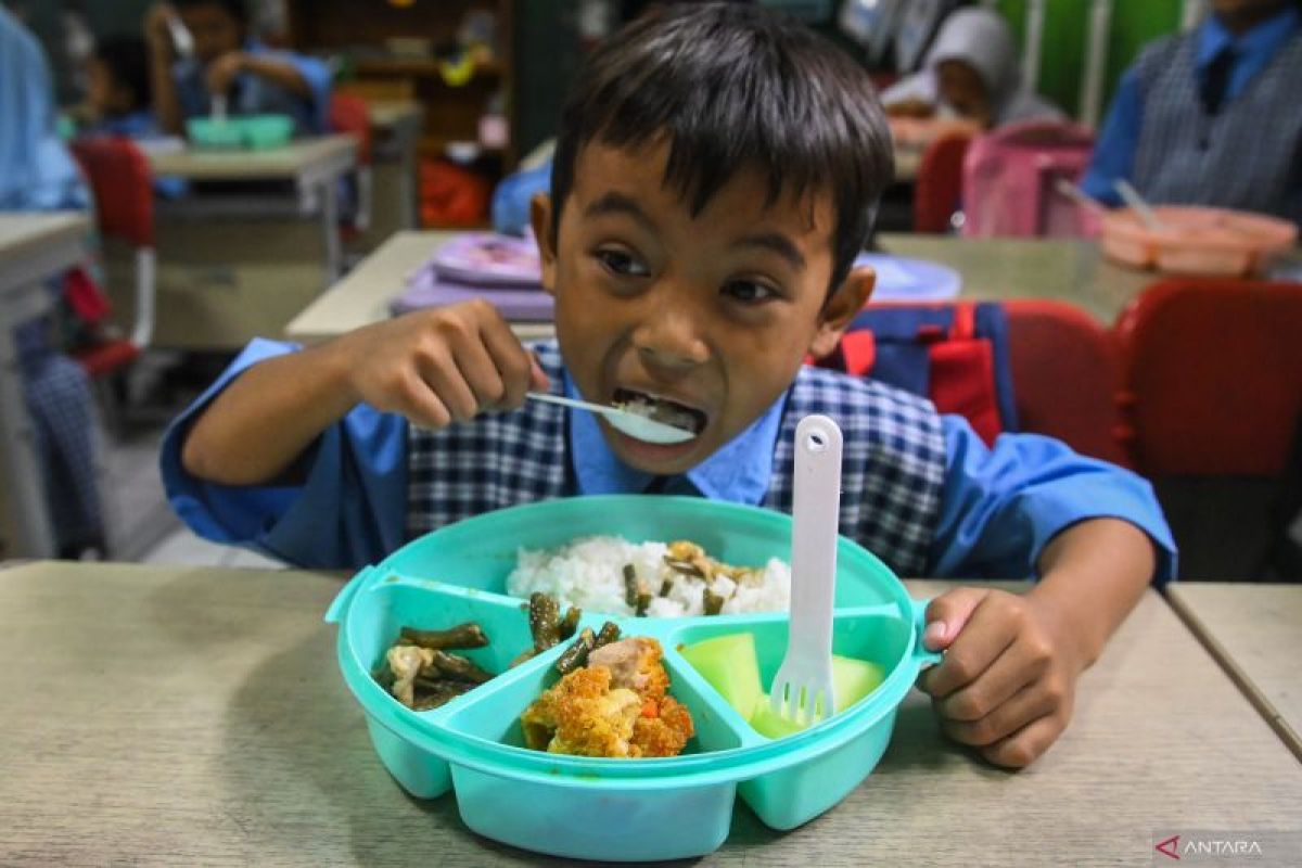 Gubernur Banten: pelibatan siswa SMK dalam MBG tunjang praktik