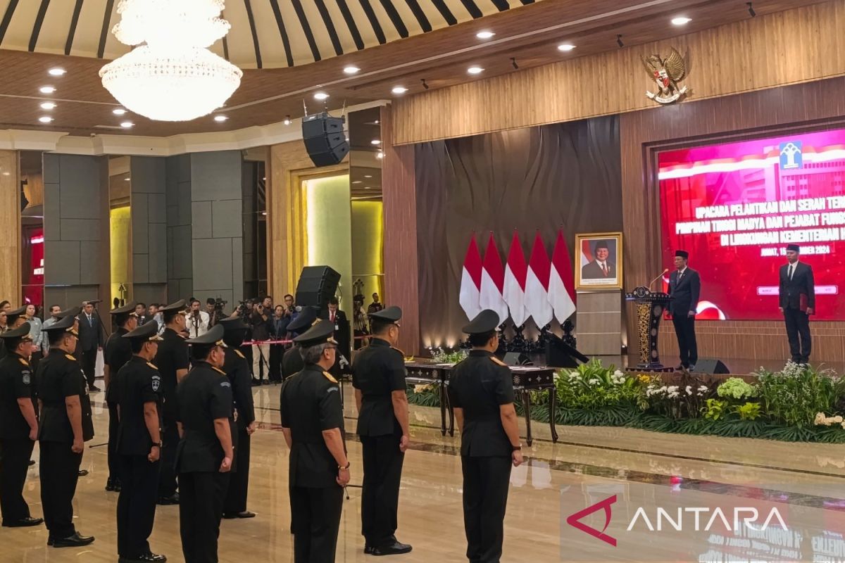 Menkum lantik 11 pejabat eselon I di lingkungan Kementerian Hukum