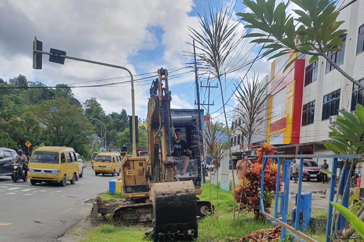 Kota Sorong optimalkan normalisasi drainase guna mitigasi banjir