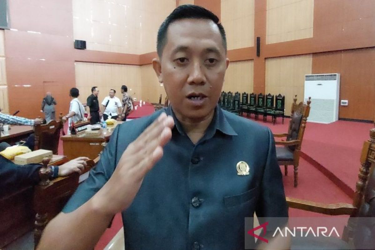 DPRD: Segera bangun kembali SMP dan gereja yang terbakar di Palangka Raya