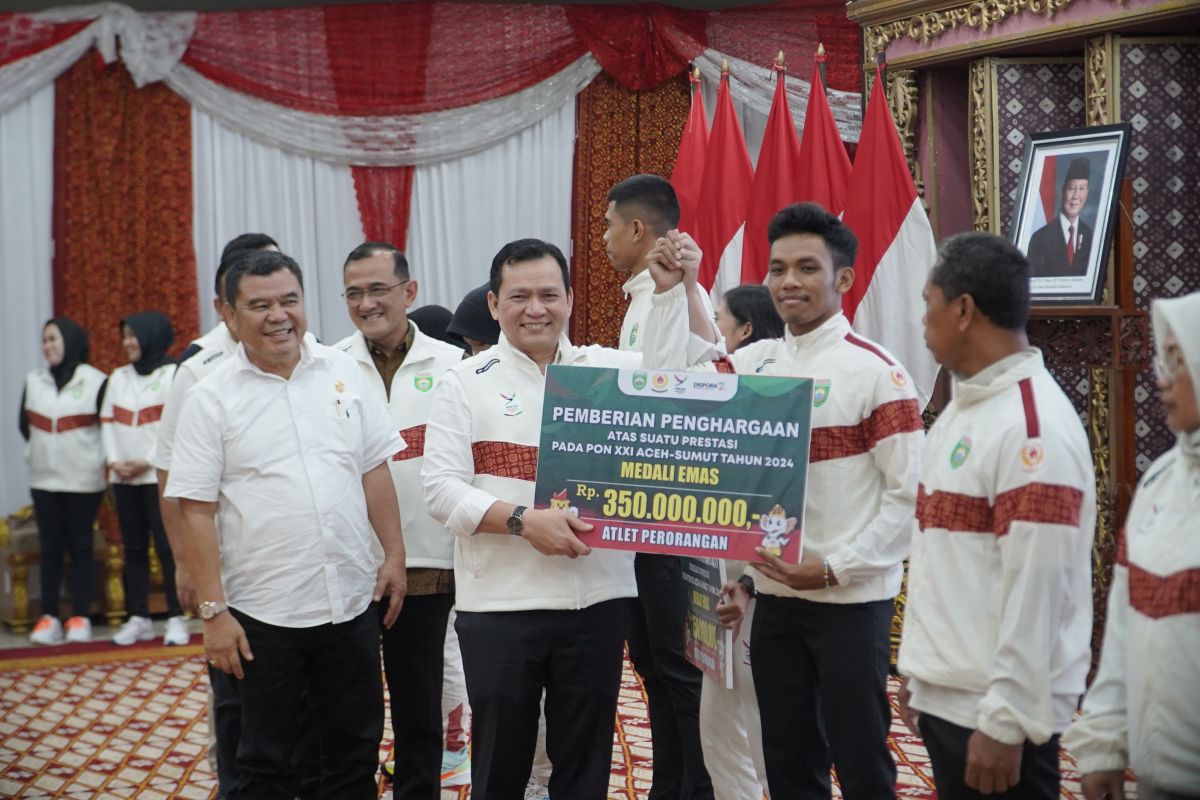 Sumsel bagikan bonus untuk atlet dan pelatih peraih medali PON