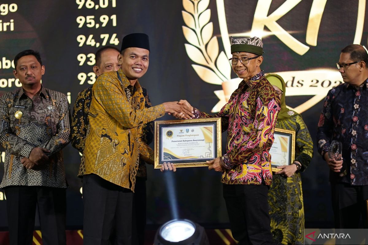 Pemkab Banyuwangi raih penghargaan KI Award 2024 karena komitmen KPI