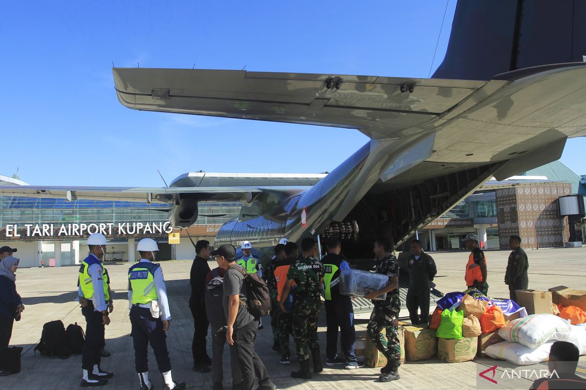 Air Force readies aircrafts for Lewotobi eruption victims aid delivery