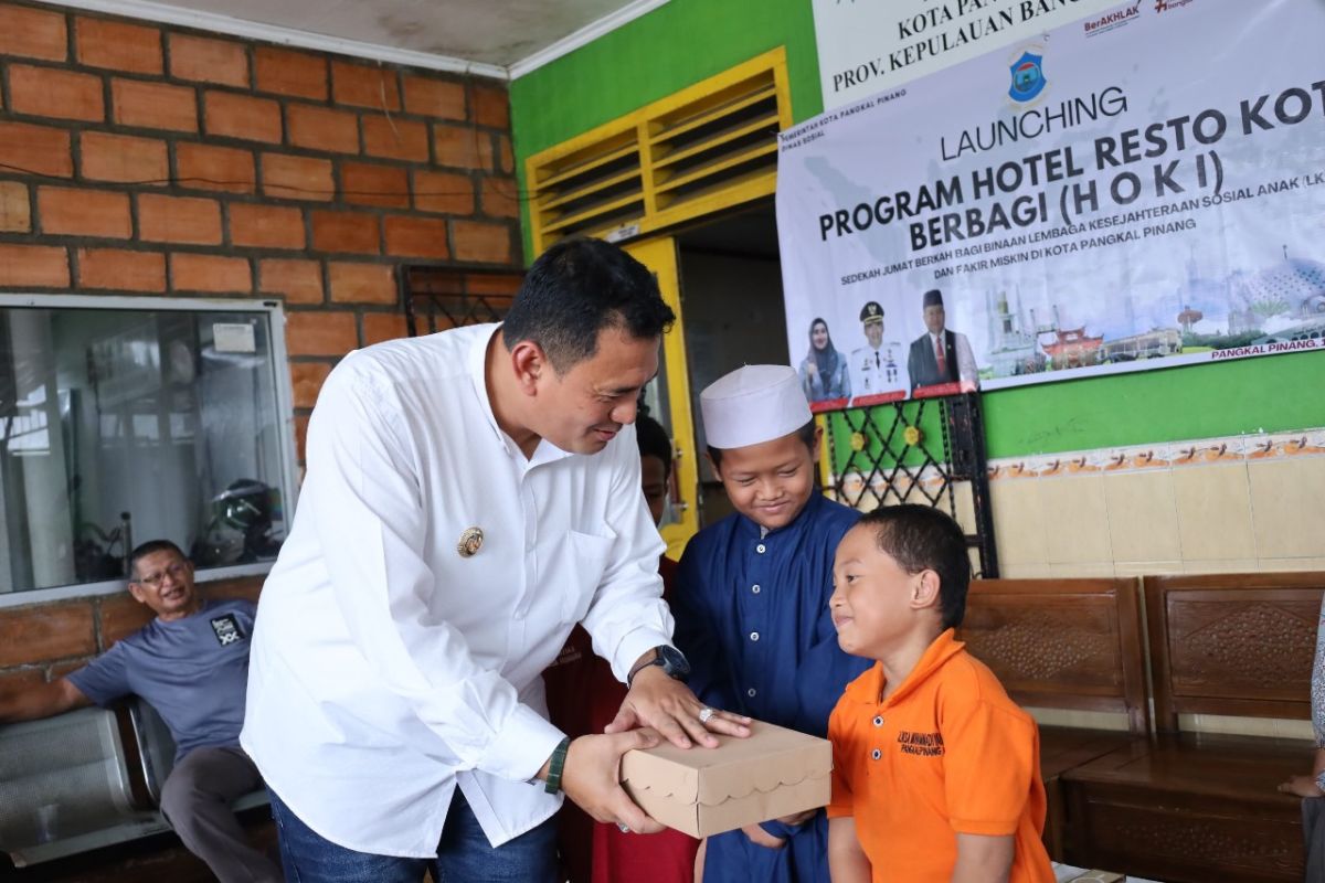 Pj Wako Pangkalpinang luncurkan program HOKI, berbagi sarapan di LKSA Muhammadiyah