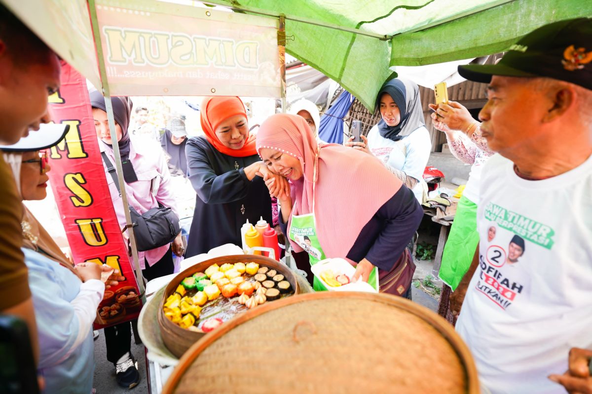 Khofifah sambangi Pasar Jumat Legi Sukodono Sidoarjo