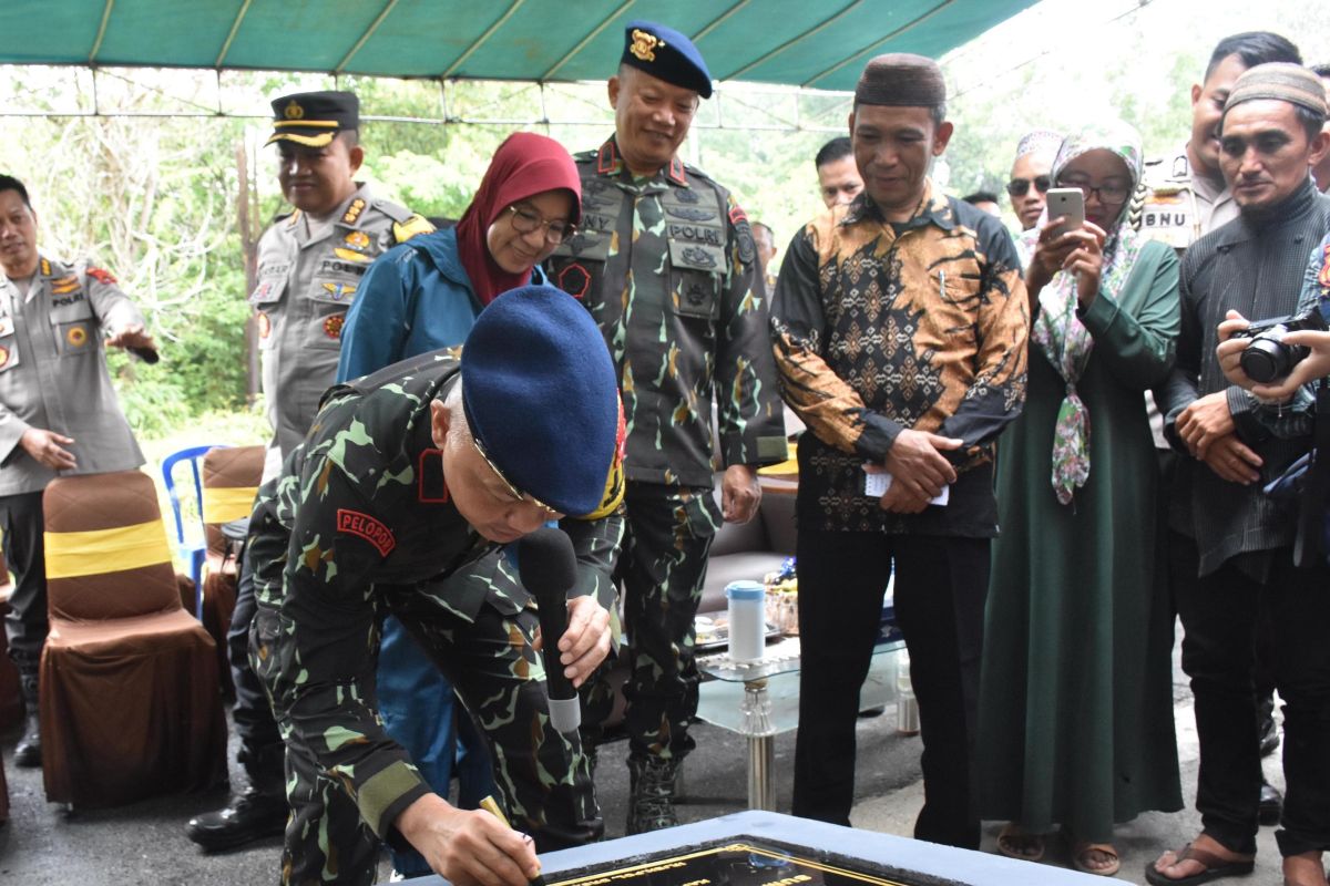 Kapolda Babel resmikan sumur bor bantu masyarakat terdampak kekeringan